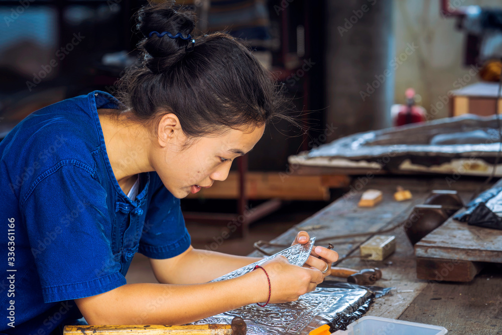 Φωτογραφία Silverware making