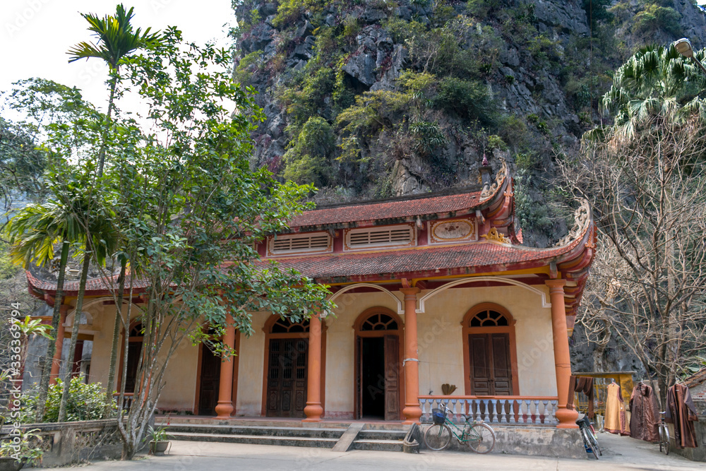 Templo em Tam coc, Vietname 