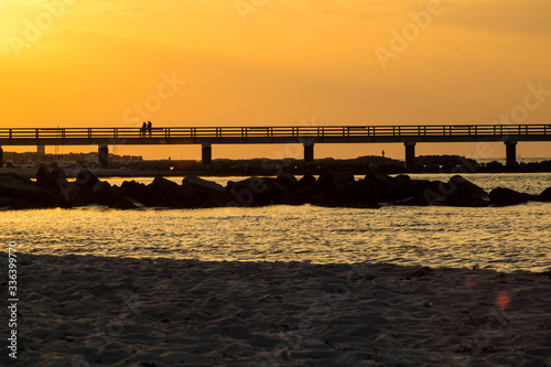 Sonnenuntergang Seebrücke © MACRO BLOOMS