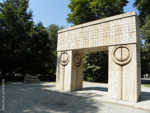 entrance to the palace