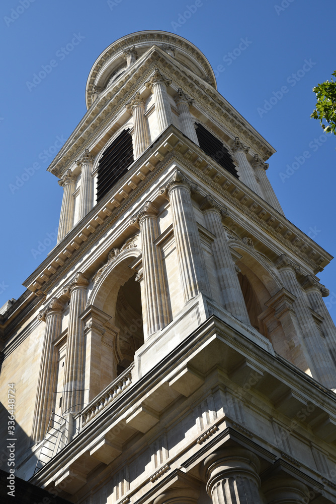 Tour de Saint-Sulpice à Paris, France