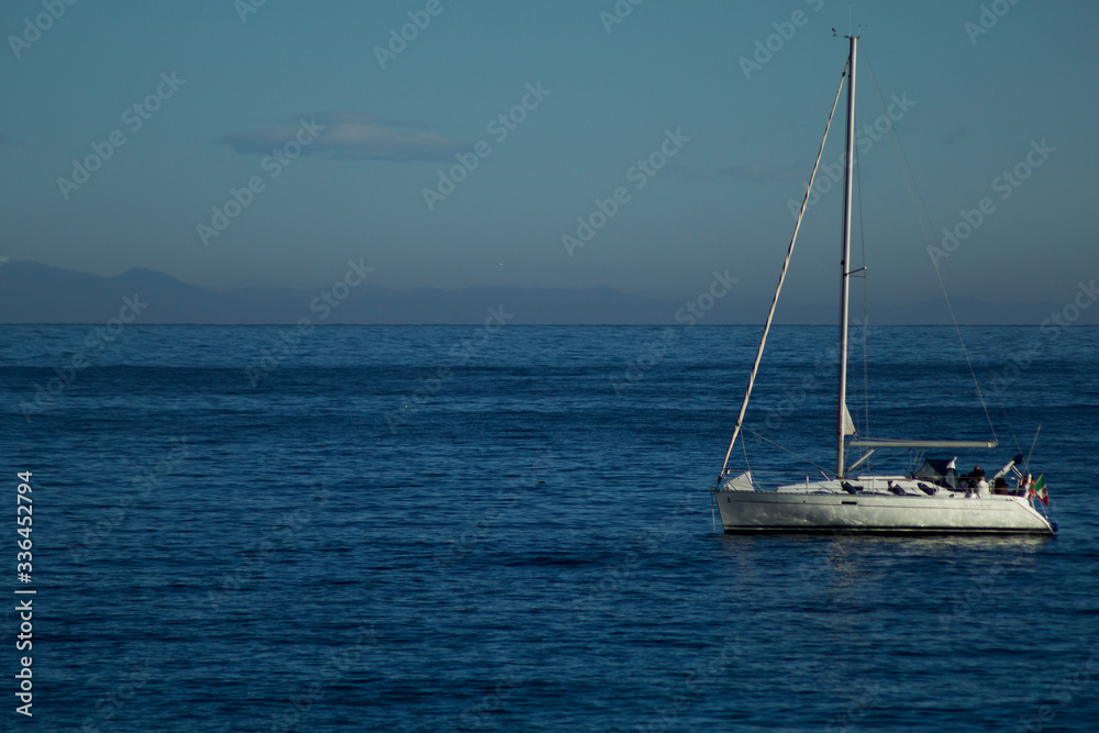 walk to discover Noli in LIguria