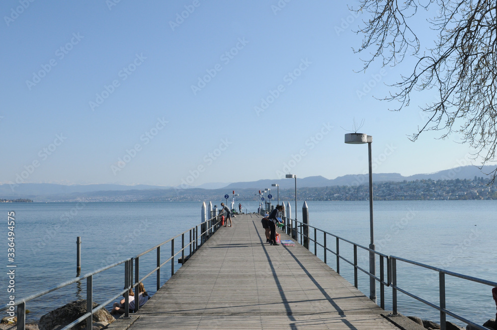 Zürich/Switzerland: The Lake Promenade in times of CoVid19 Virus Log down