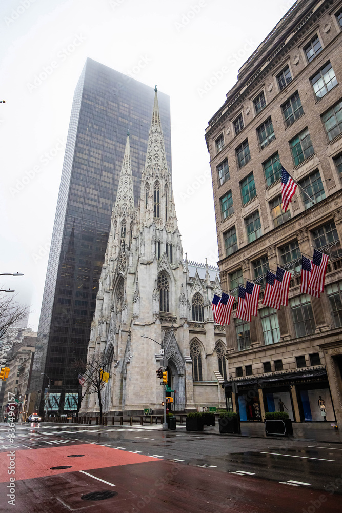 Fototapeta premium New York City, NY / USA - 3/29/2020: Empty streets of New York City during Coronavirus quarantine