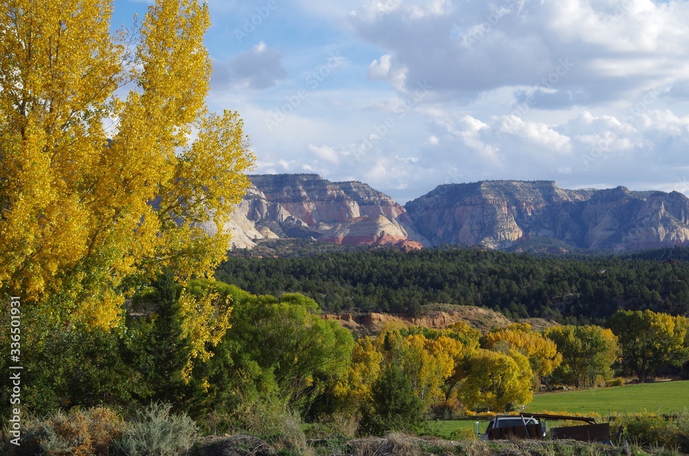 Pejzaż górski jesienią USA Utah 2
