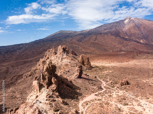 Obraz na plátně Los Roques de Garcia beautiful cliffs of the Teide National Park in Tenerife