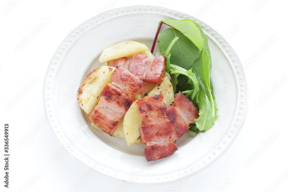 bacon and potato stir fried for comfort food bacon and potato stir fried for comfort food