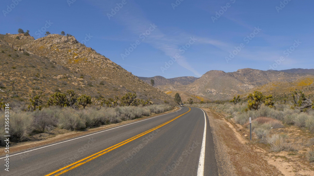 Scenic route through the desert at Sequoia in California