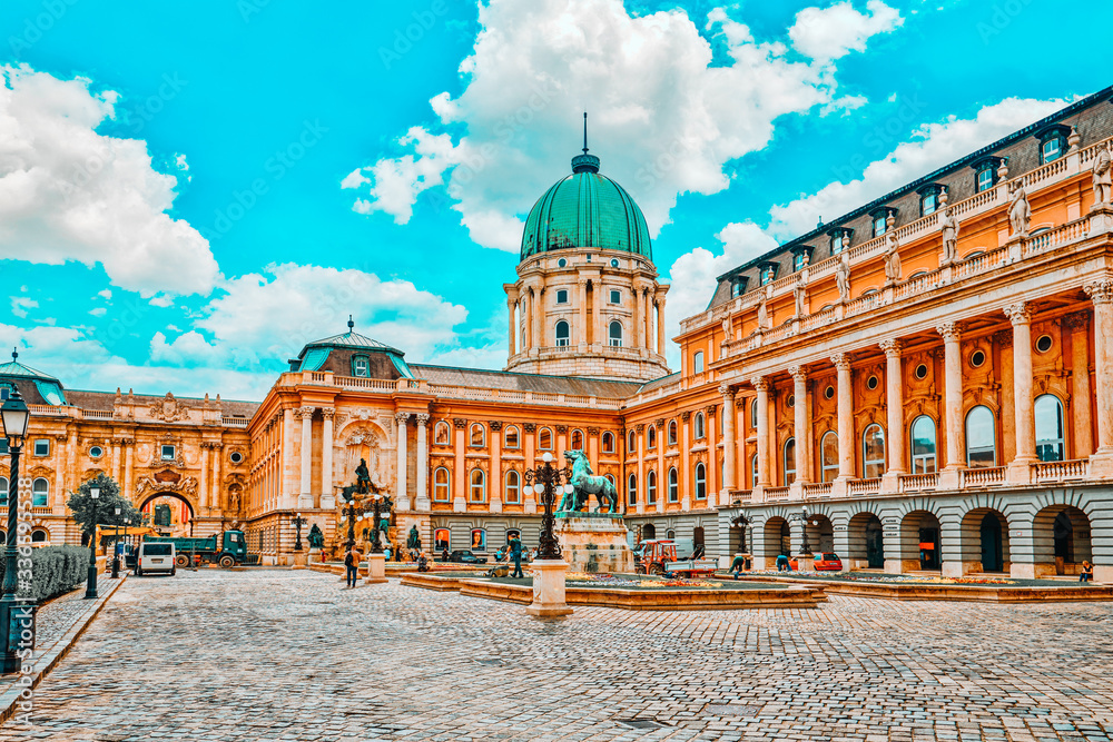 Obraz premium BUDAPEST, HUNGARY-MAY 03, 2016 :Budapest Royal Castle -Courtyard of the Royal Palace in Budapest. Hungary.