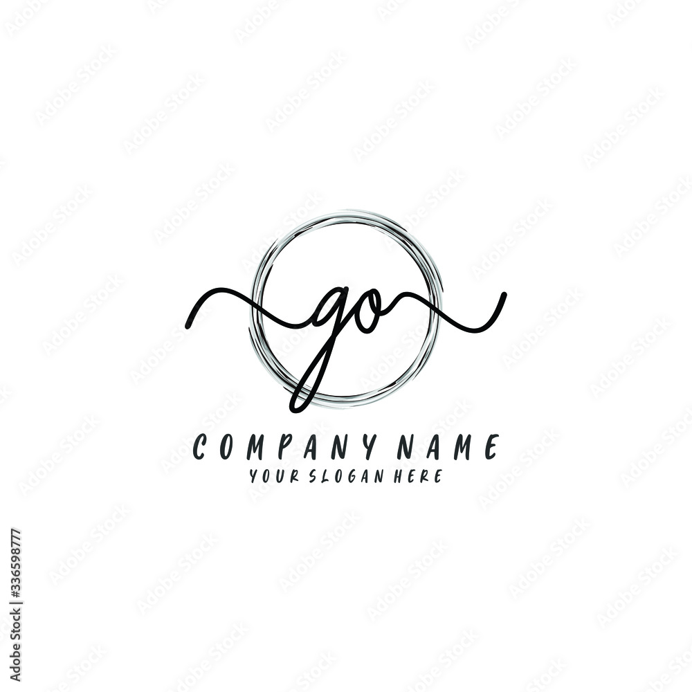 Obraz premium GO initial Handwriting logo vector templates