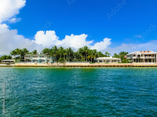 Luxury mansion in exclusive part of Fort Lauderdale