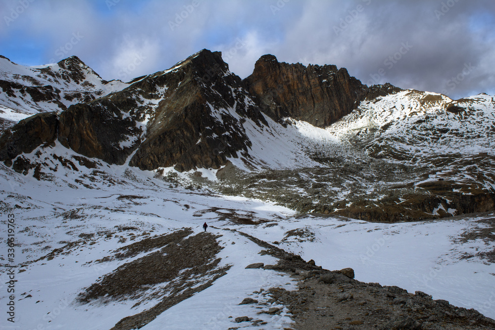 winter trekking to Monte Chersogno
