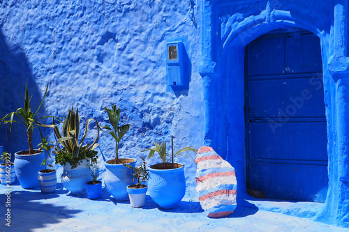 Blue Chefchaouan door © hugotorres