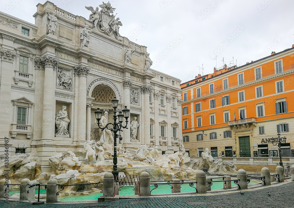 Following the coronavirus outbreak, the italian Government has decided for a massive curfew, leaving even the Old Town, usually crowded, completely deserted. Here in particular the Trevi Fountain