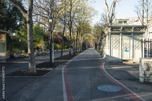 Canvas Print Empty streets of Vienna city center