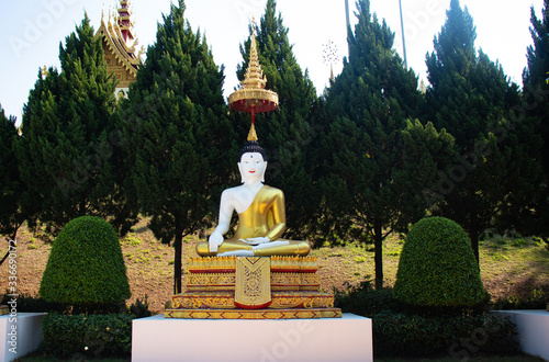 A beautiful view of buddhist temple Wat Saeng Kaew at Chiang Rai, T;hailand. photo