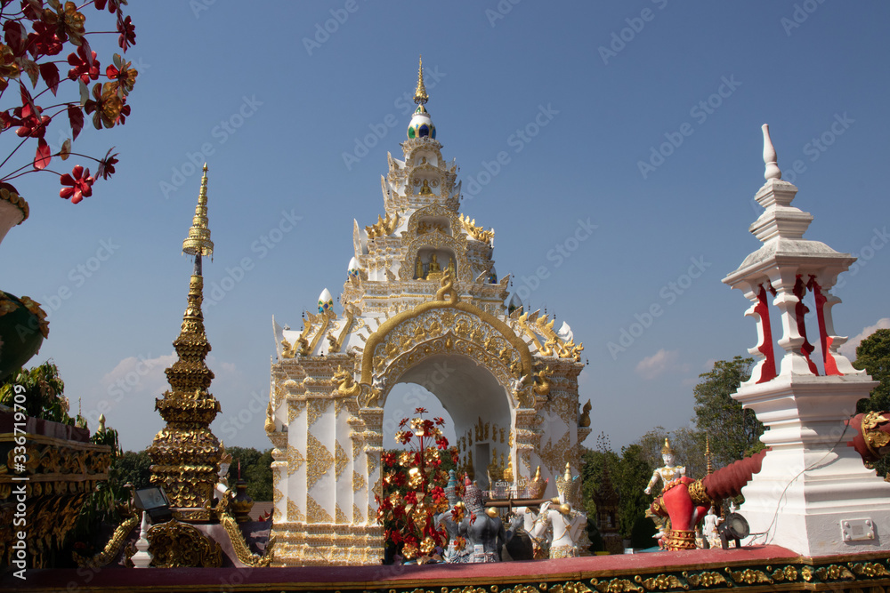 A beautiful view of buddhist temple Wat Saeng Kaew at Chiang Rai, Thailand. A beautiful view of buddhist temple Wat Saeng Kaew at Chiang Rai, Thailand.