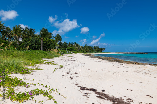 Tropical seascape - view of Cabbage beach (Paradise Island, Nassau, Bahamas). photo