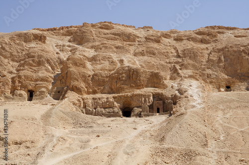  Caves at the Hapszetsut Temple