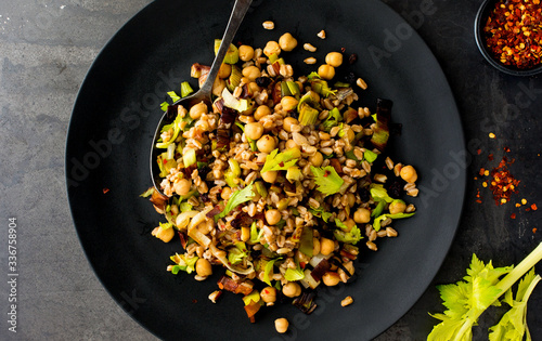Farro†salad with roasted leeks, marinated chickpeas and currants