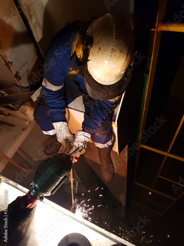 Welder working at height with full ppi