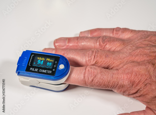 Pulse oximeter on finger is a good way to test blood oxygen level in case of virus infection of the lungs