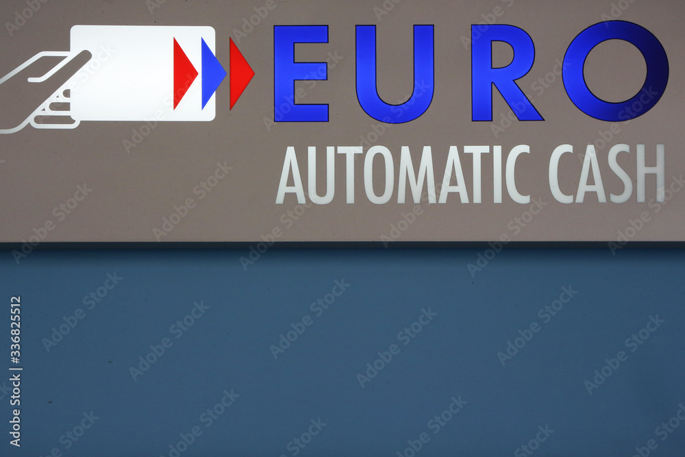 Guichet bancaire : euro. Automatic Cash. Guichet bancaire : euro. Automatic Cash.