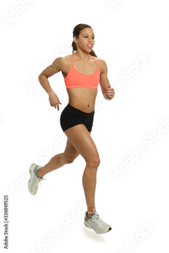 Young woman running © Carlos Santa Maria