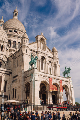The famous basilica of Sacre-Coeur in Montmartre, Paris. © Aleksei Zakharov