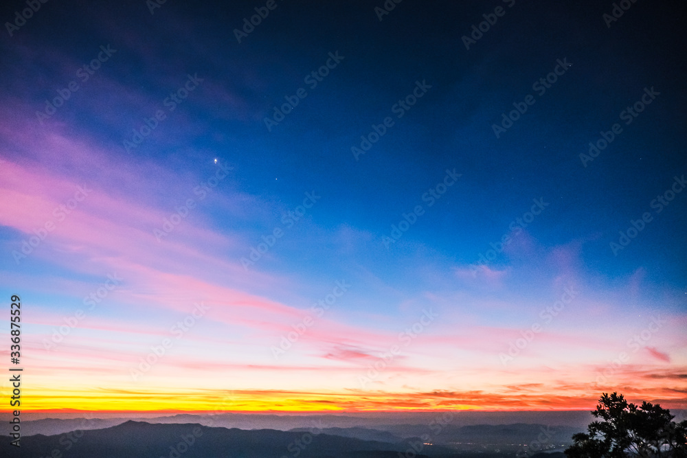 sky shading in the morning from orange to blue