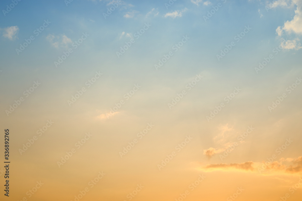 Fototapeta premium Sky background in sunrise dawn