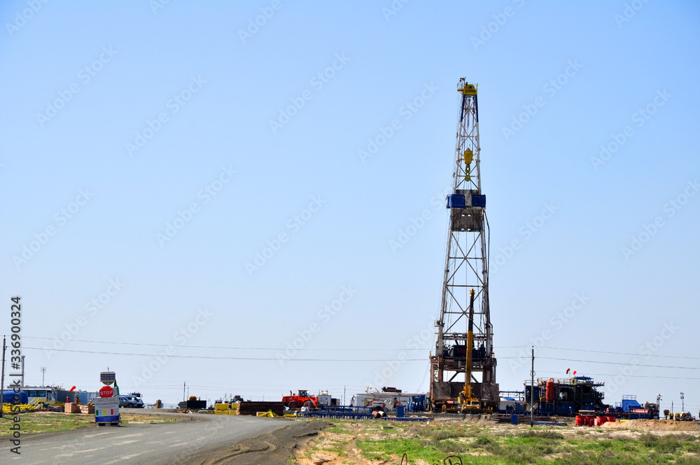 The onshore drilling rig The onshore drilling rig