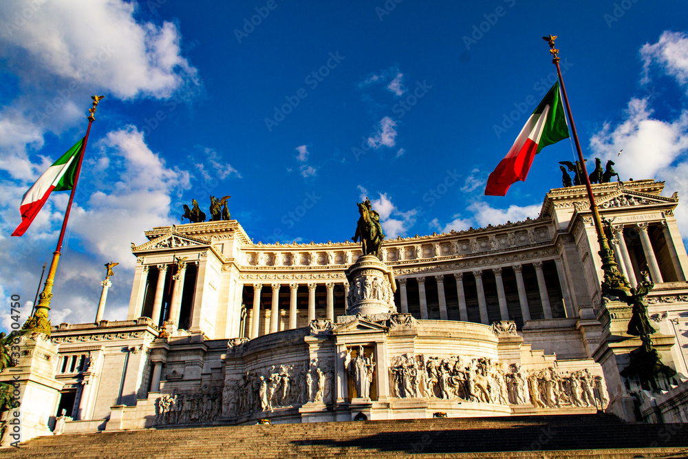 Monumento a Vittorio at Piazza Venezia, in Rome, monument commemorating the Unification of Italy, Flag of Italy