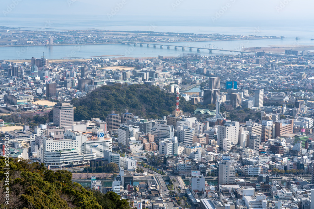 眉山公園の展望台から見る徳島市街の風景