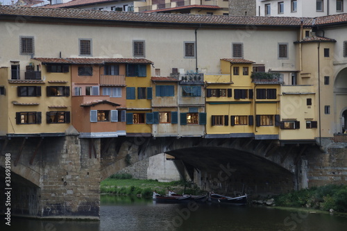 Artistic heritage in the old town of Firenze © Laiotz