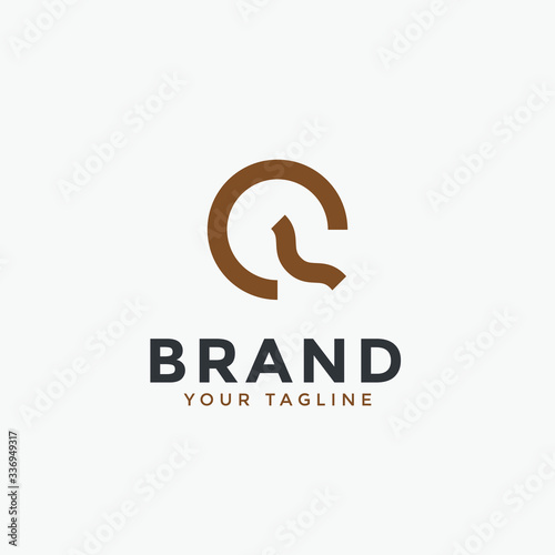 letter q logo design elegant. Minimal awesome trendy professional logo design template