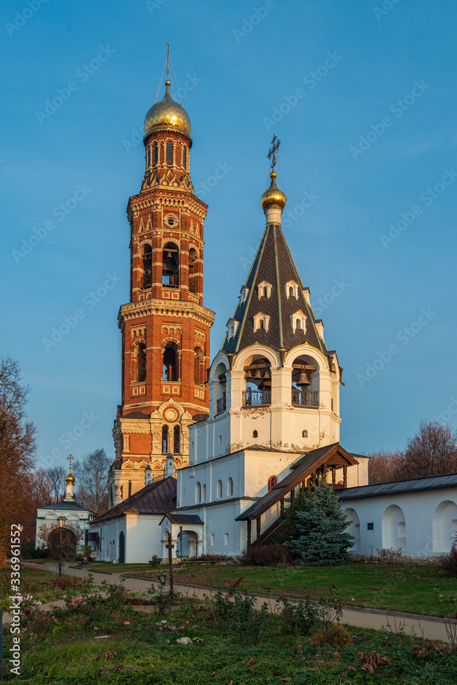 Obraz premium St. John the Theological Monastery. St. John the Theological Monastery p. Poshchupovo, Rybnovsky District, Ryazan Region Ryazan Diocese of the Russian Orthodox Church.