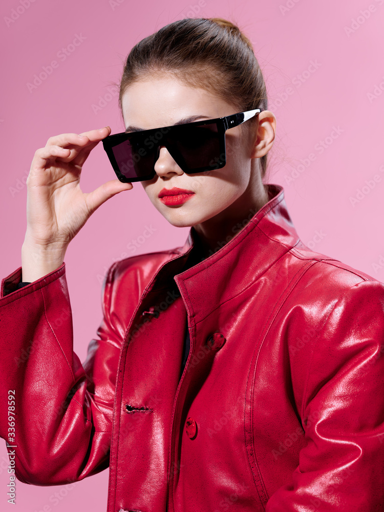 fashion model wearing sunglasses fashion model wearing sunglasses
