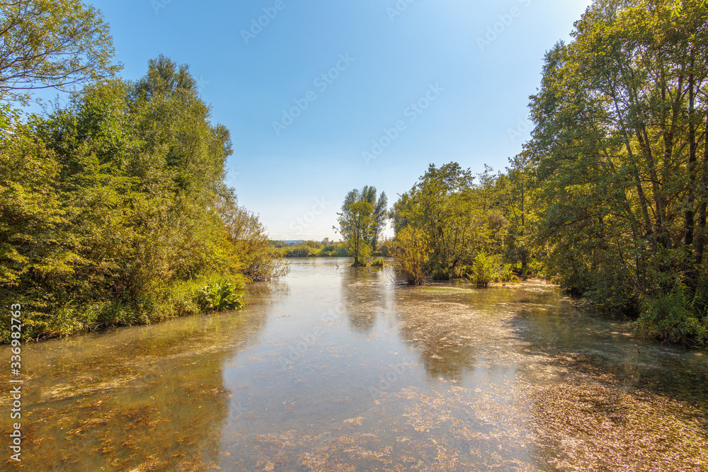 Altmühlsee und das Naturschutzgebiet Vogelinsel Altmühlsee und das Naturschutzgebiet Vogelinsel