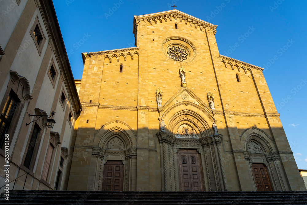 Arezzo, Tuscany: historic buildings. Duomo