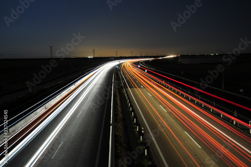 autovía de noche