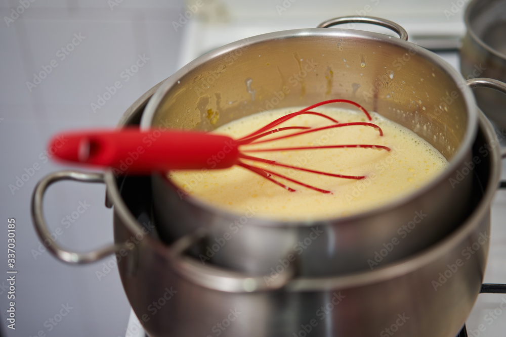 Fototapeta premium Cooking creme brulee
