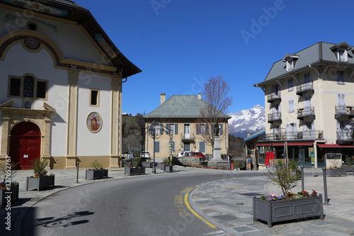 Eglise Saint-Gervais et Protais et son presbytère. Centre-ville. Saint-Gervais-les-Bains. Haute-Savoie. France.