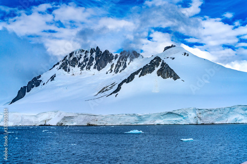 Snow Mountains Blue Glaciers Dorian Bay Antarctica