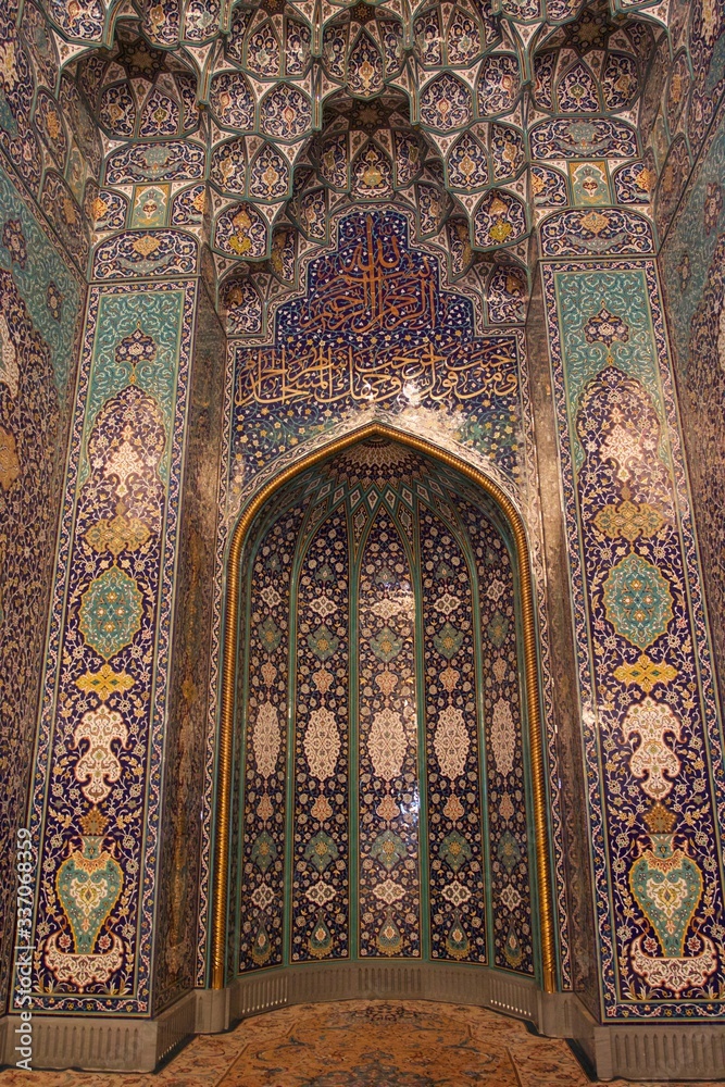 detail of the Sultan Qaboos grand mosque in Muscat, Oman