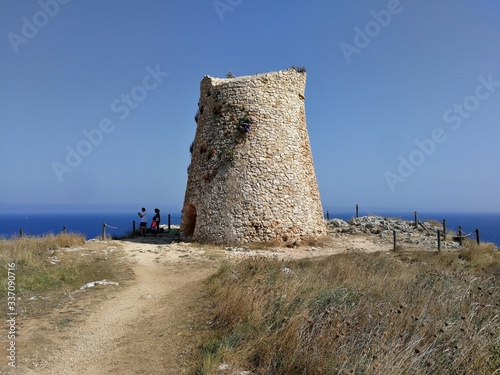 Santa Cesarea Terme - Turisti a Torre Minervino photo