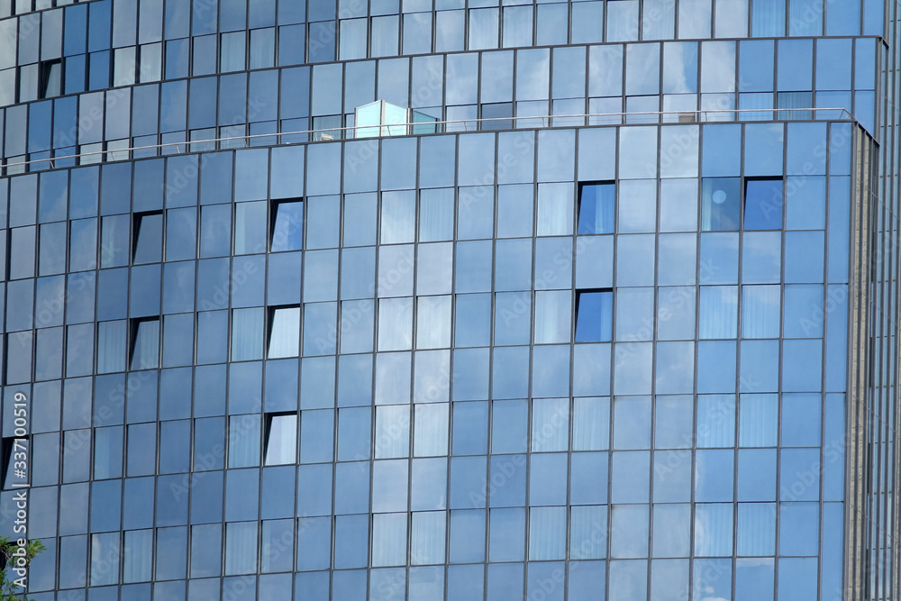 Obraz premium Fassade eines Hochhauses