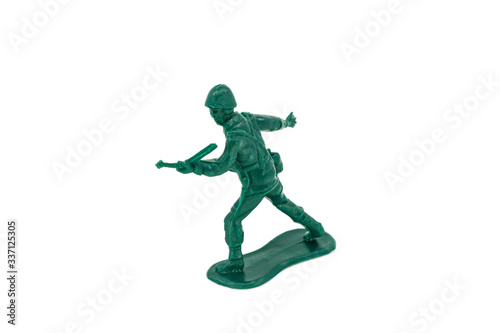 Green toy soldiers on white background. Soldier two on six models. (2/6) Picture fourteen on sixteen viewing angles. (14/16)