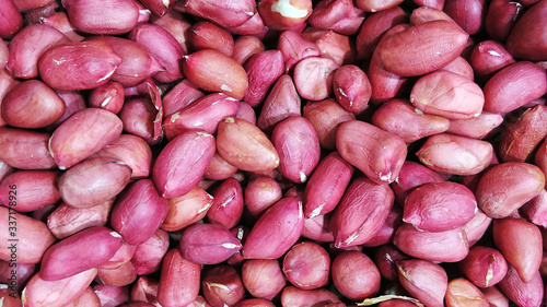 Red peanuts