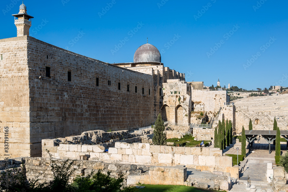 dramatic image of temple mount in Jerusalem israel.